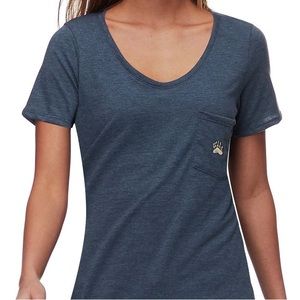 North Face - Bear Paw Embroidered Pocket Tee
